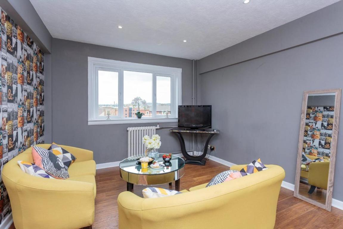 Gorgeous 3-Bed Flat, 15 Minutes To City Centre Edimburgo Exterior foto